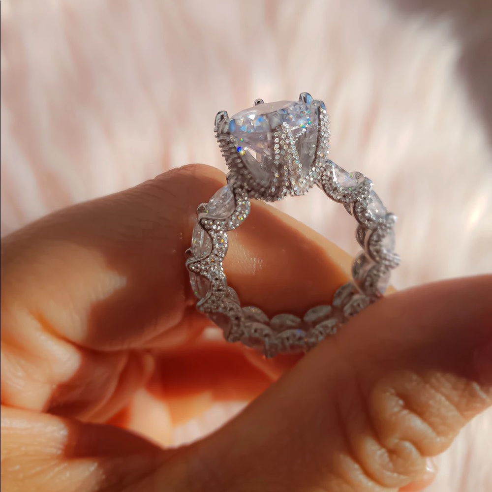 925 Silver and Cubic Zirconia Ring